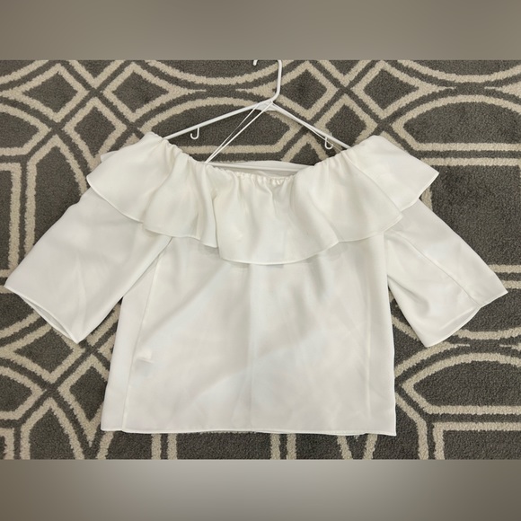 Flowy off shoulder top - Picture 1 of 2